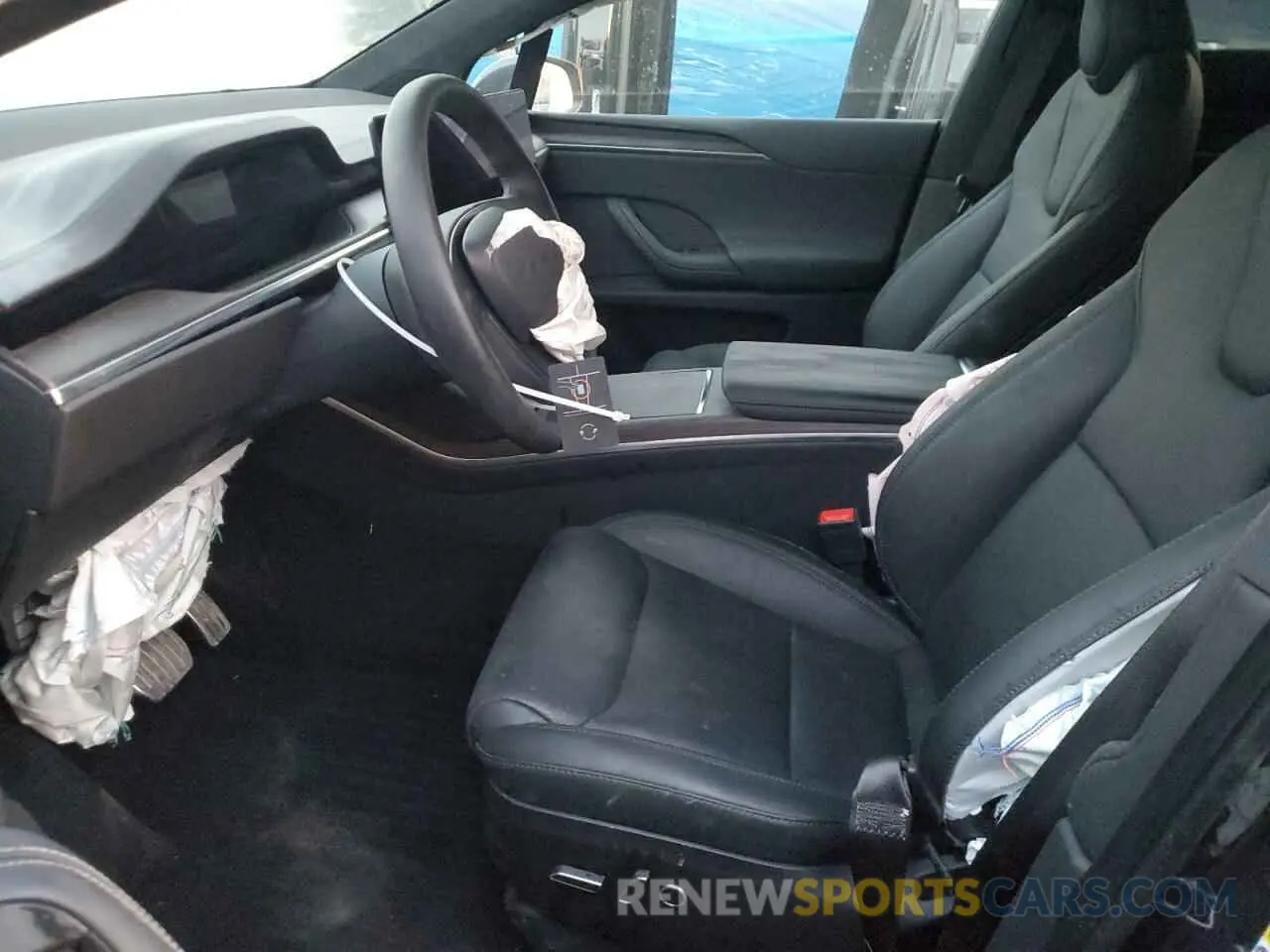 7 Photograph of a damaged car 7SAXCDE54RF441715 TESLA MODEL X 2024