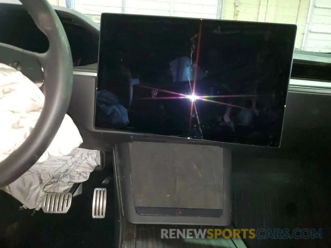 9 Photograph of a damaged car 7SAXCDE54RF441715 TESLA MODEL X 2024