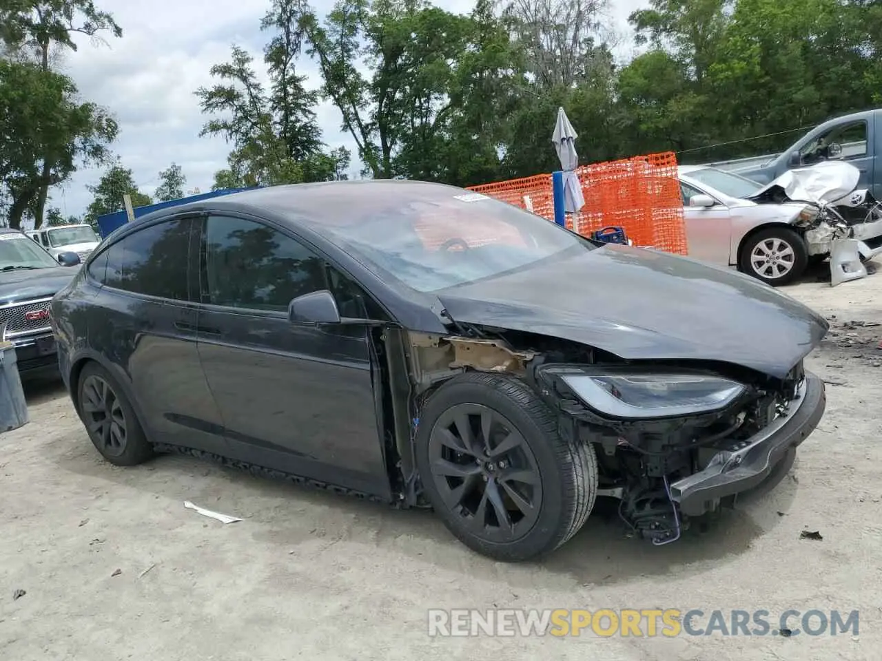 4 Фотография поврежденного автомобиля 7SAXCDE54RF445327 TESLA MODEL X 2024