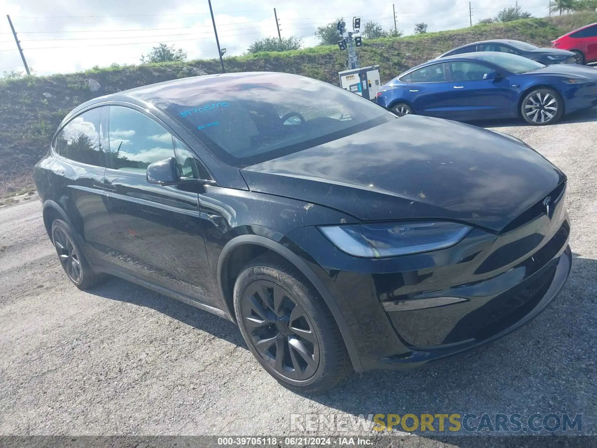 1 Photograph of a damaged car 7SAXCDE56RF446415 TESLA MODEL X 2024