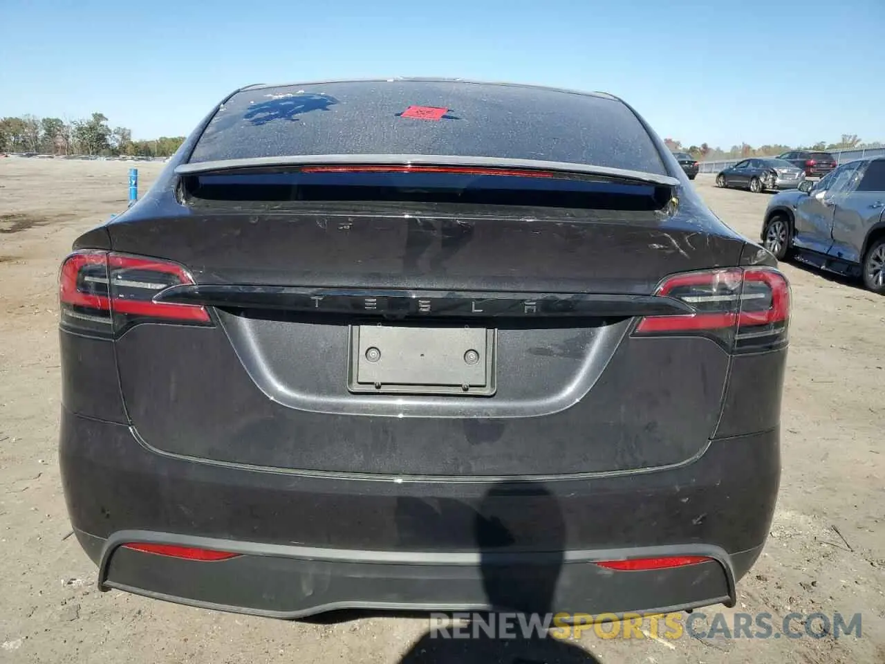 6 Photograph of a damaged car 7SAXCDE57RF442048 TESLA MODEL X 2024