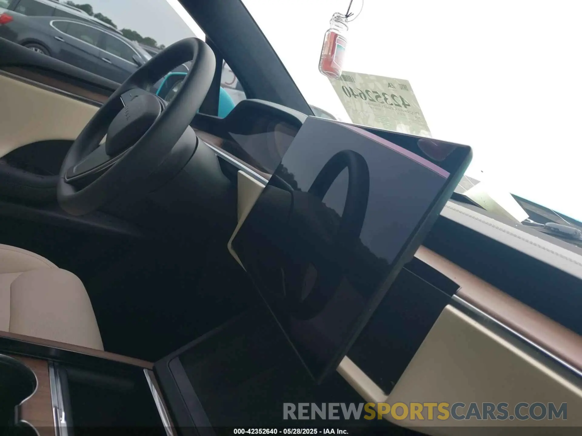 17 Фотография поврежденного автомобиля 7SAXCDE5XRF449317 TESLA MODEL X 2024