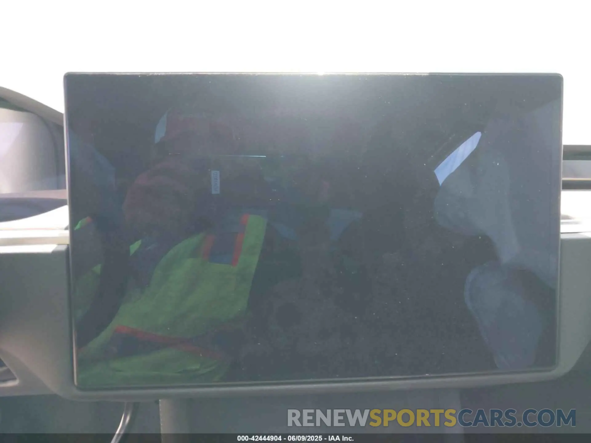 17 Photograph of a damaged car 7SAXCDE54SF462487 TESLA MODEL X 2025