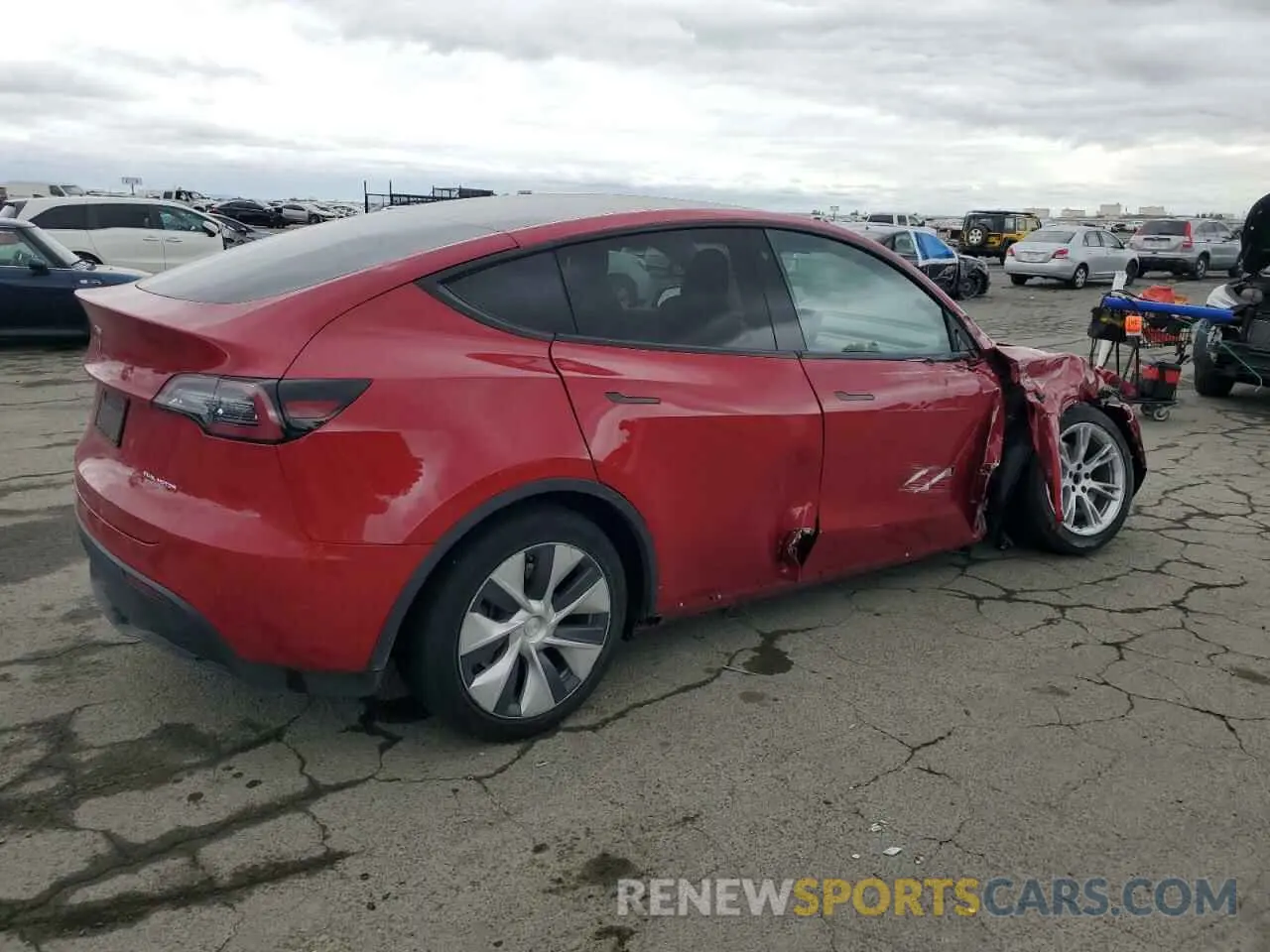 3 Фотография поврежденного автомобиля 5YJYGDEE0LF015324 TESLA MODEL Y 2020