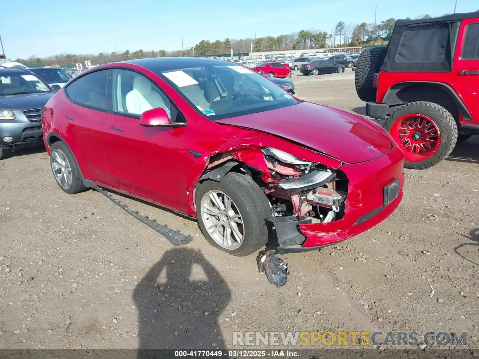 1 Photograph of a damaged car 5YJYGDEE0LF020037 TESLA MODEL Y 2020