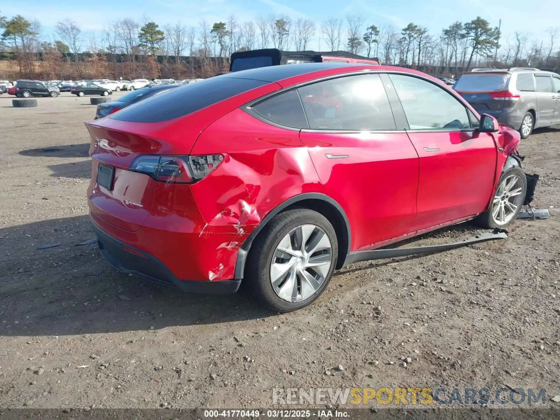 4 Photograph of a damaged car 5YJYGDEE0LF020037 TESLA MODEL Y 2020