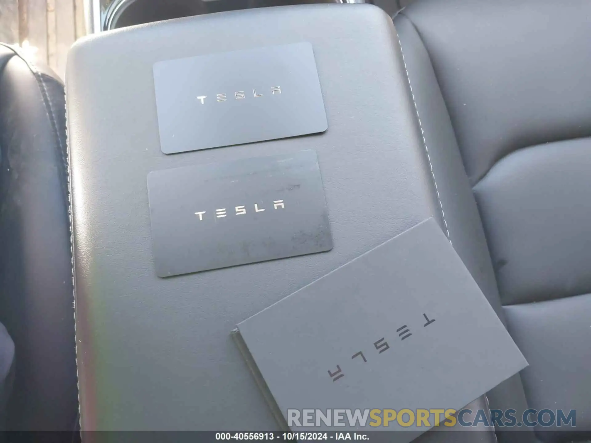 11 Photograph of a damaged car 5YJYGDEE0LF041762 TESLA MODEL Y 2020