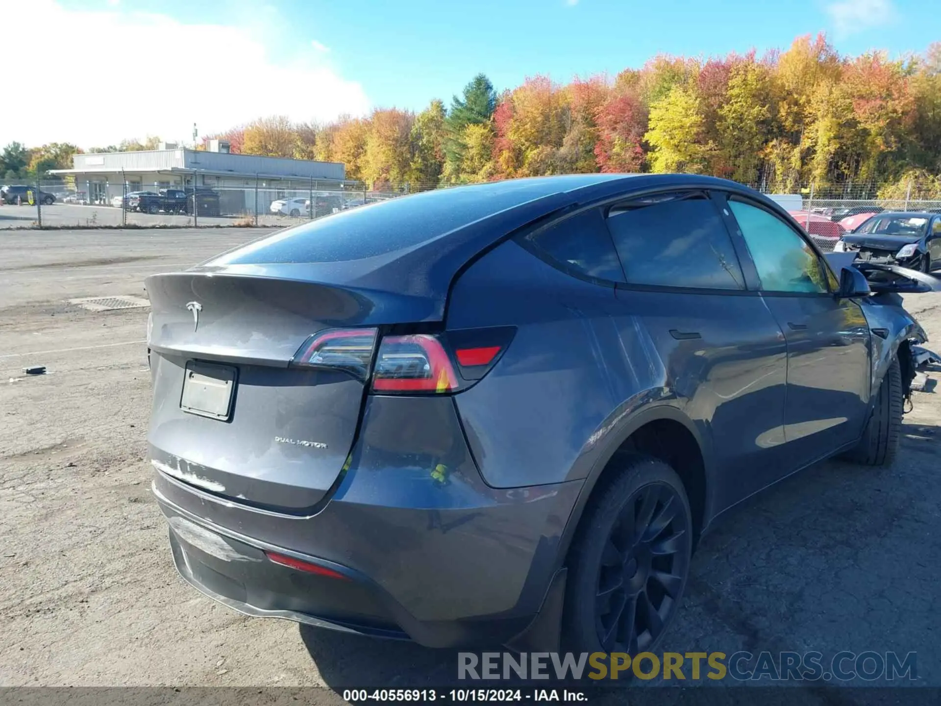 4 Photograph of a damaged car 5YJYGDEE0LF041762 TESLA MODEL Y 2020
