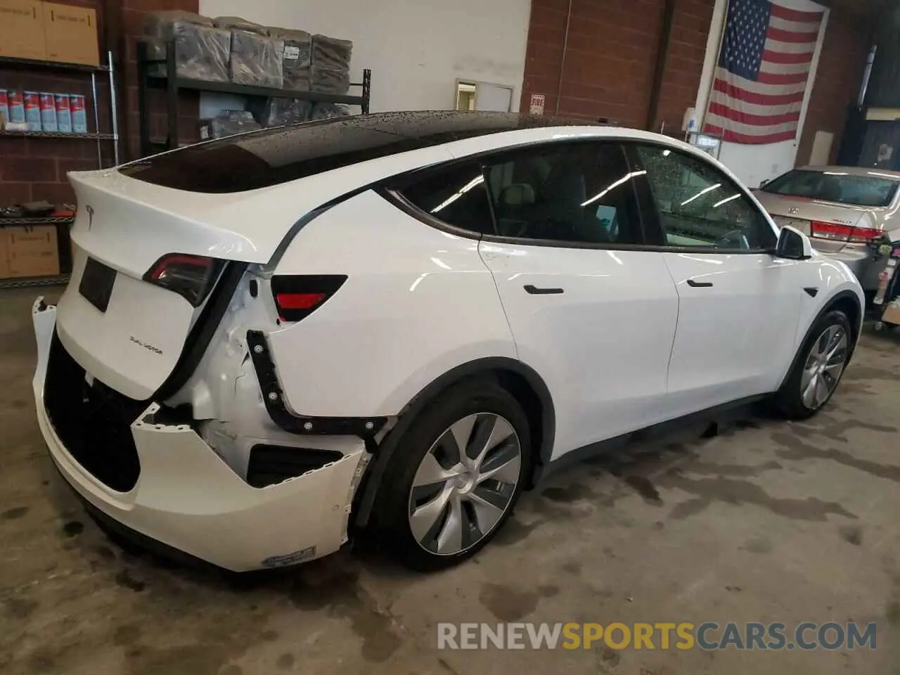 3 Photograph of a damaged car 5YJYGDEE0LF043284 TESLA MODEL Y 2020