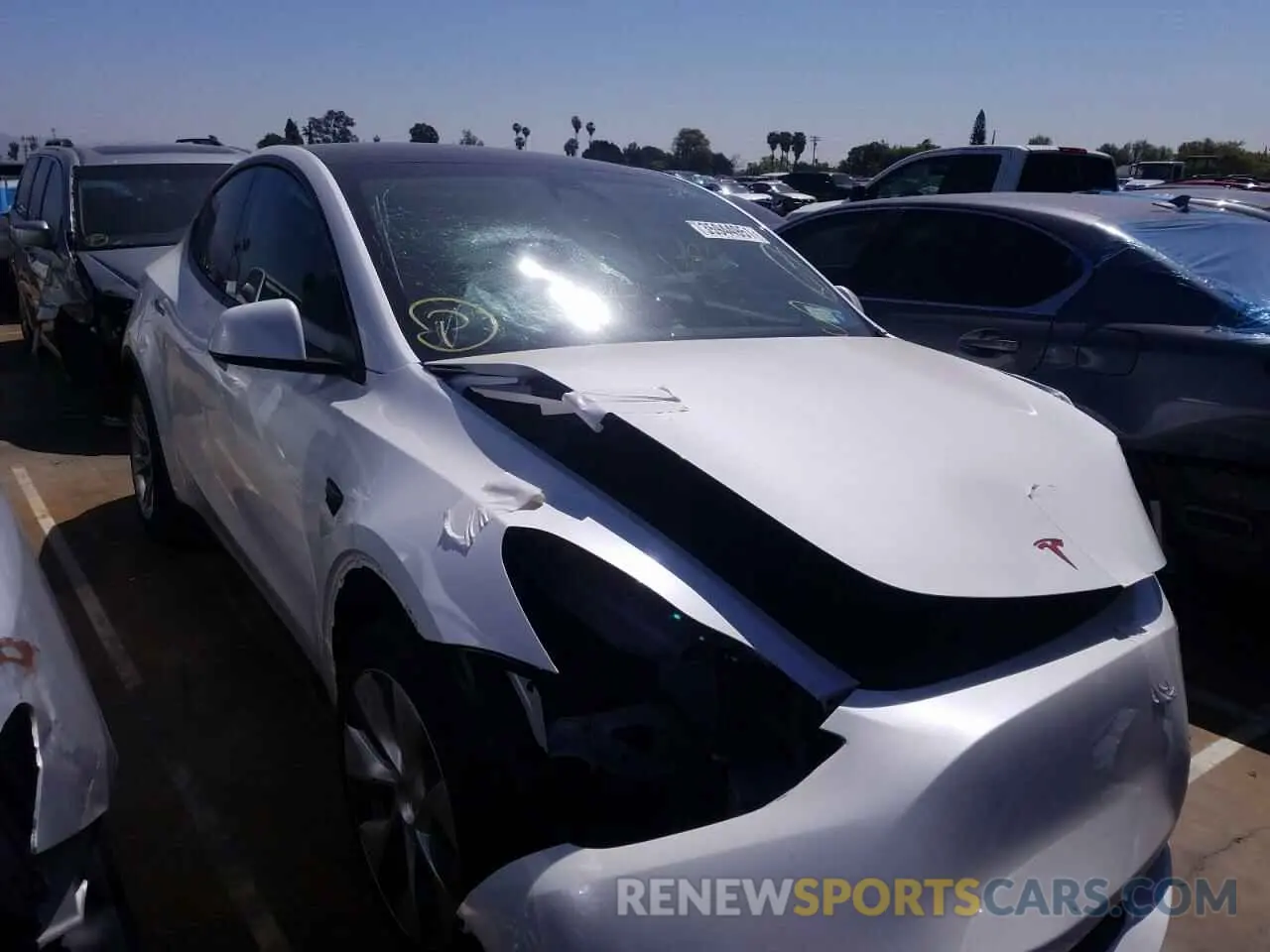1 Photograph of a damaged car 5YJYGDEE0LF044256 TESLA MODEL Y 2020