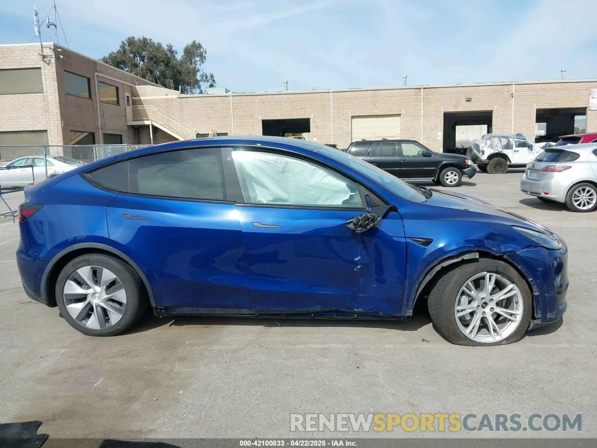 14 Photograph of a damaged car 5YJYGDEE1LF006227 TESLA MODEL Y 2020