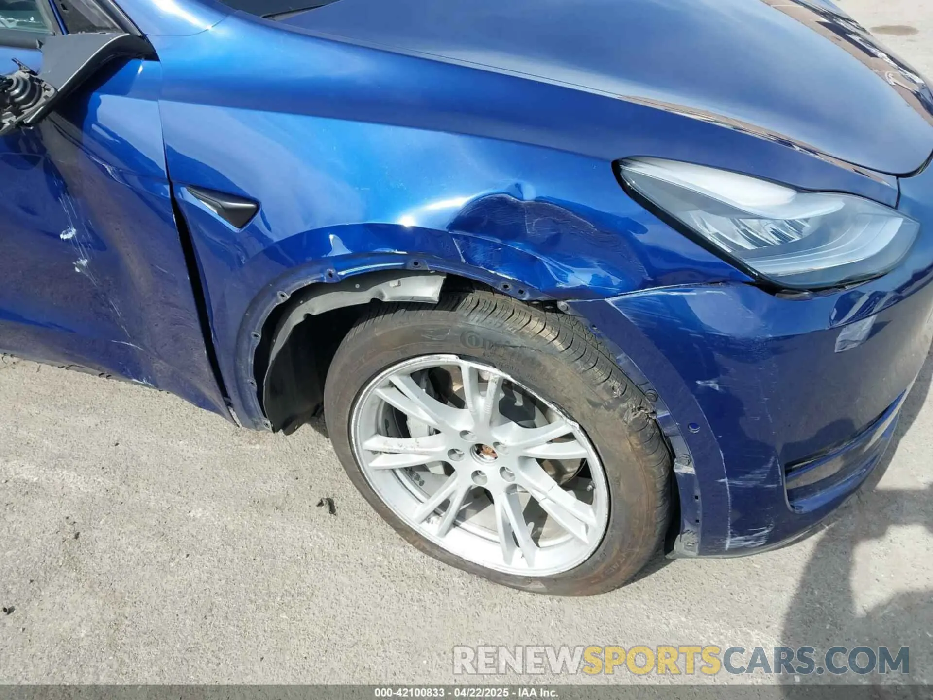 6 Photograph of a damaged car 5YJYGDEE1LF006227 TESLA MODEL Y 2020