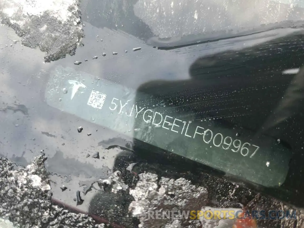 13 Photograph of a damaged car 5YJYGDEE1LF009967 TESLA MODEL Y 2020
