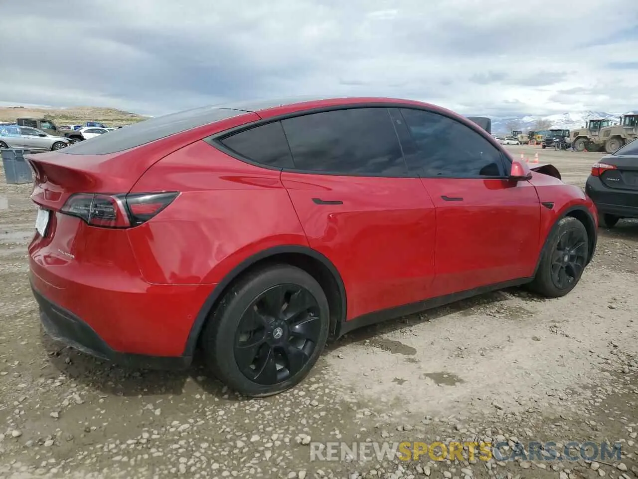 3 Photograph of a damaged car 5YJYGDEE1LF009967 TESLA MODEL Y 2020