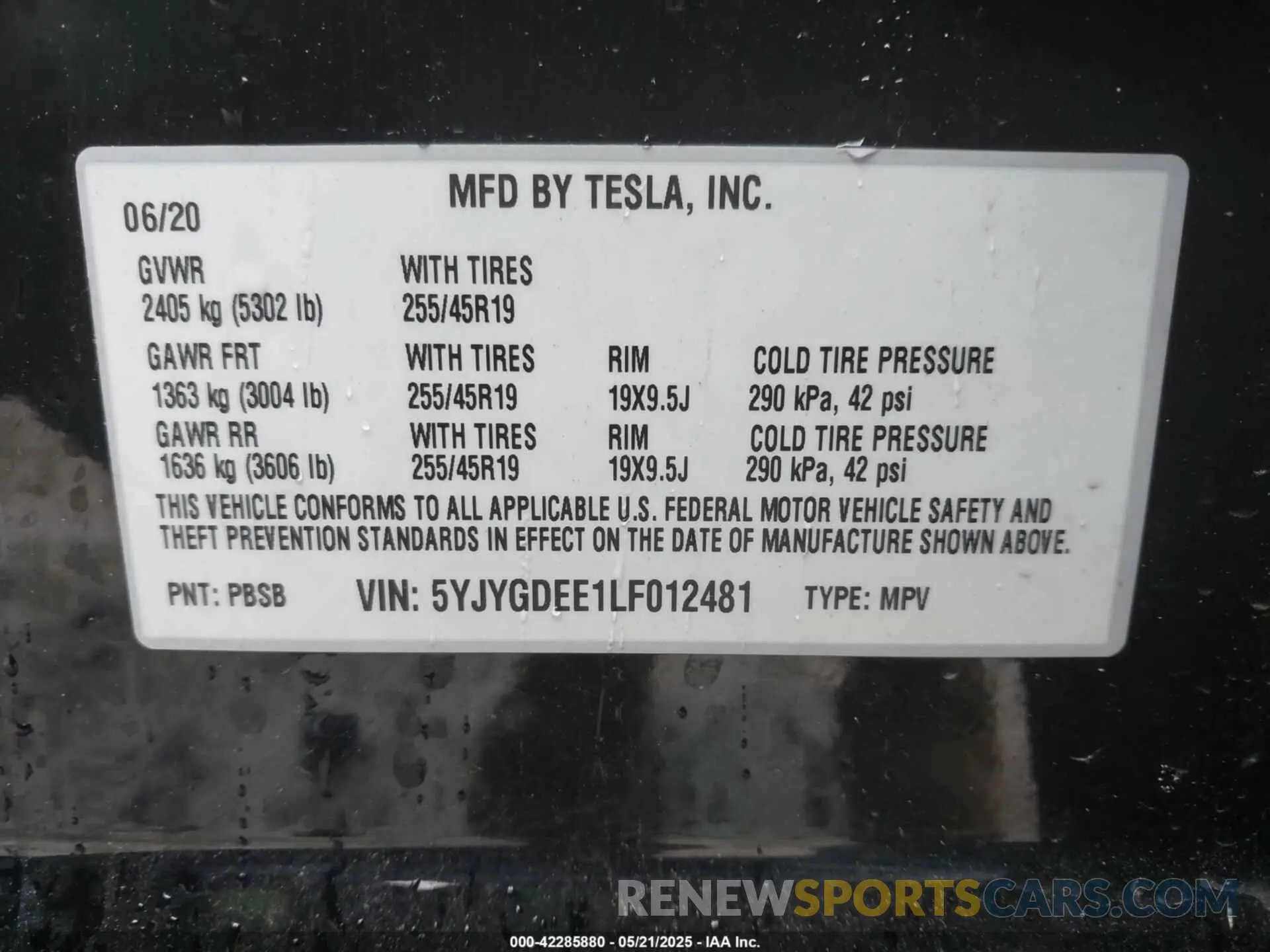 9 Photograph of a damaged car 5YJYGDEE1LF012481 TESLA MODEL Y 2020
