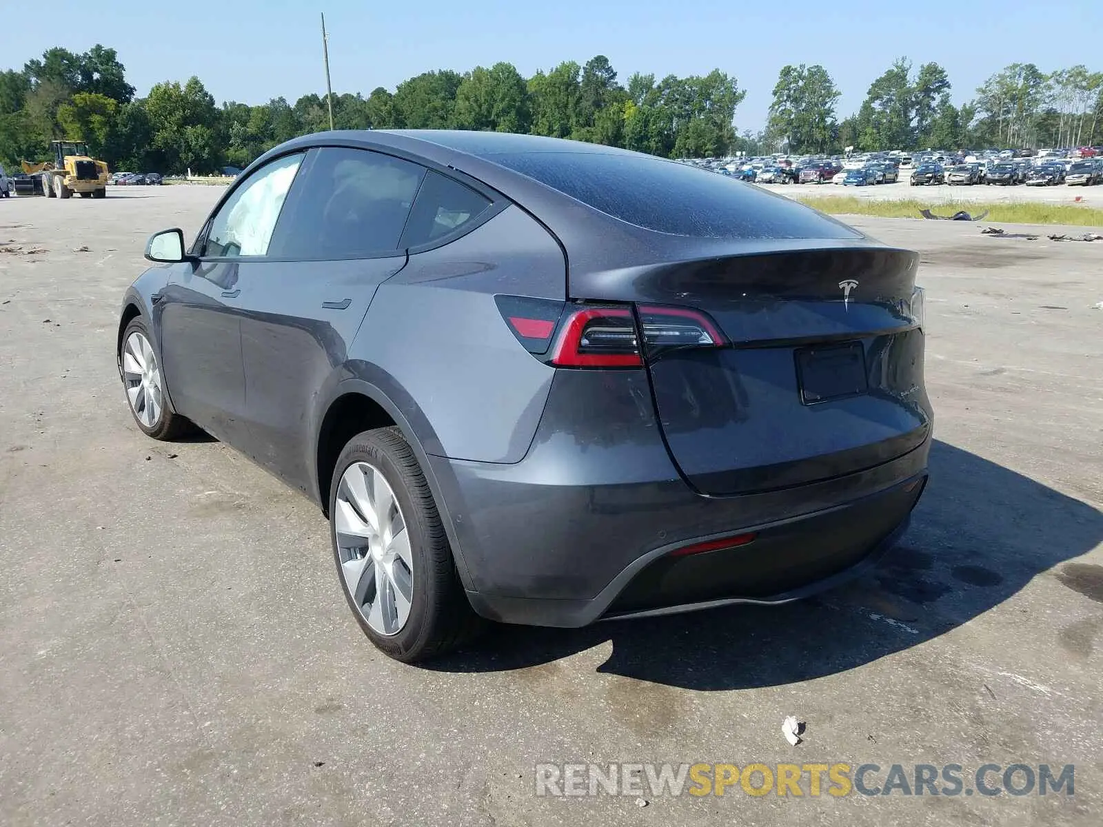 3 Photograph of a damaged car 5YJYGDEE1LF013372 TESLA MODEL Y 2020