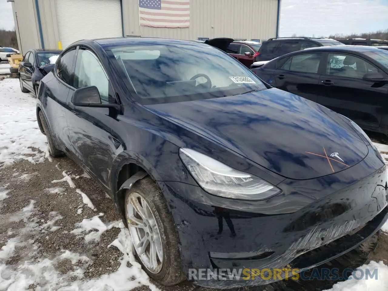 1 Photograph of a damaged car 5YJYGDEE1LF016112 TESLA MODEL Y 2020