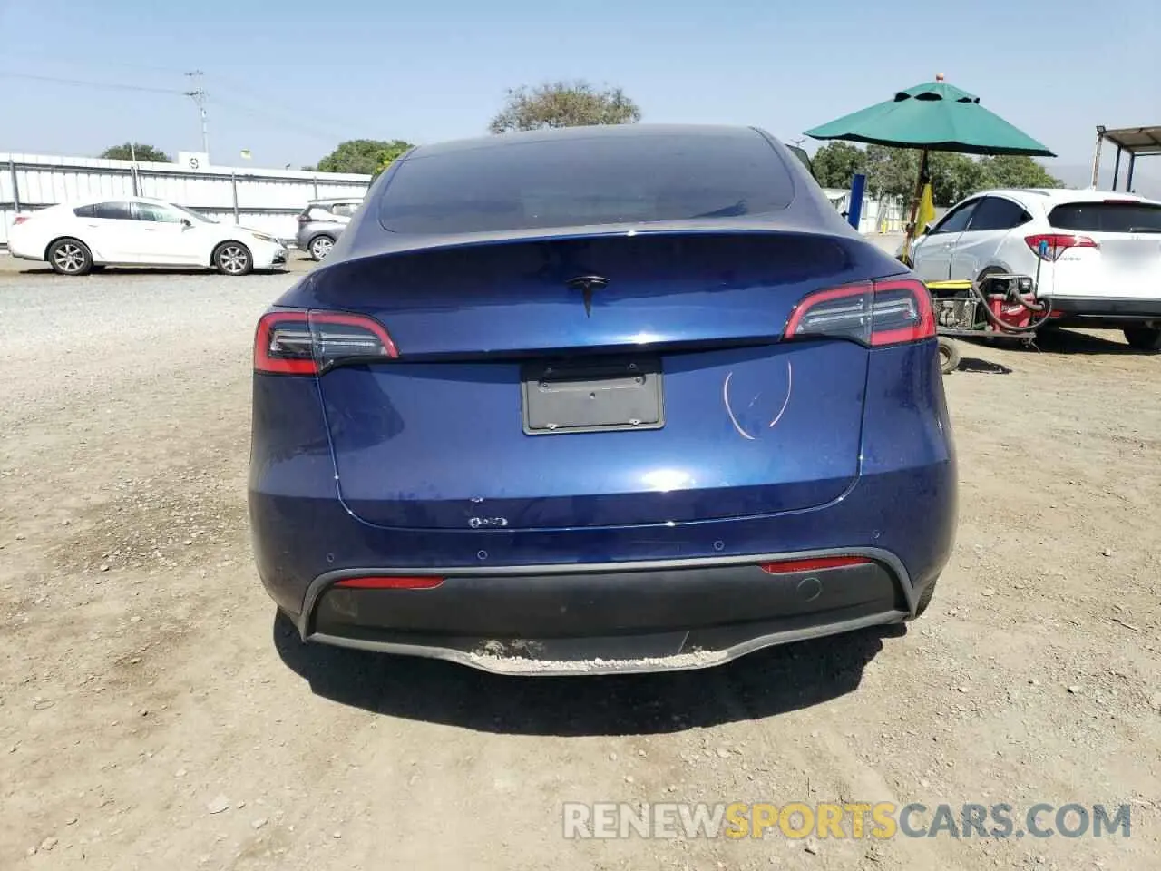 6 Photograph of a damaged car 5YJYGDEE1LF038224 TESLA MODEL Y 2020