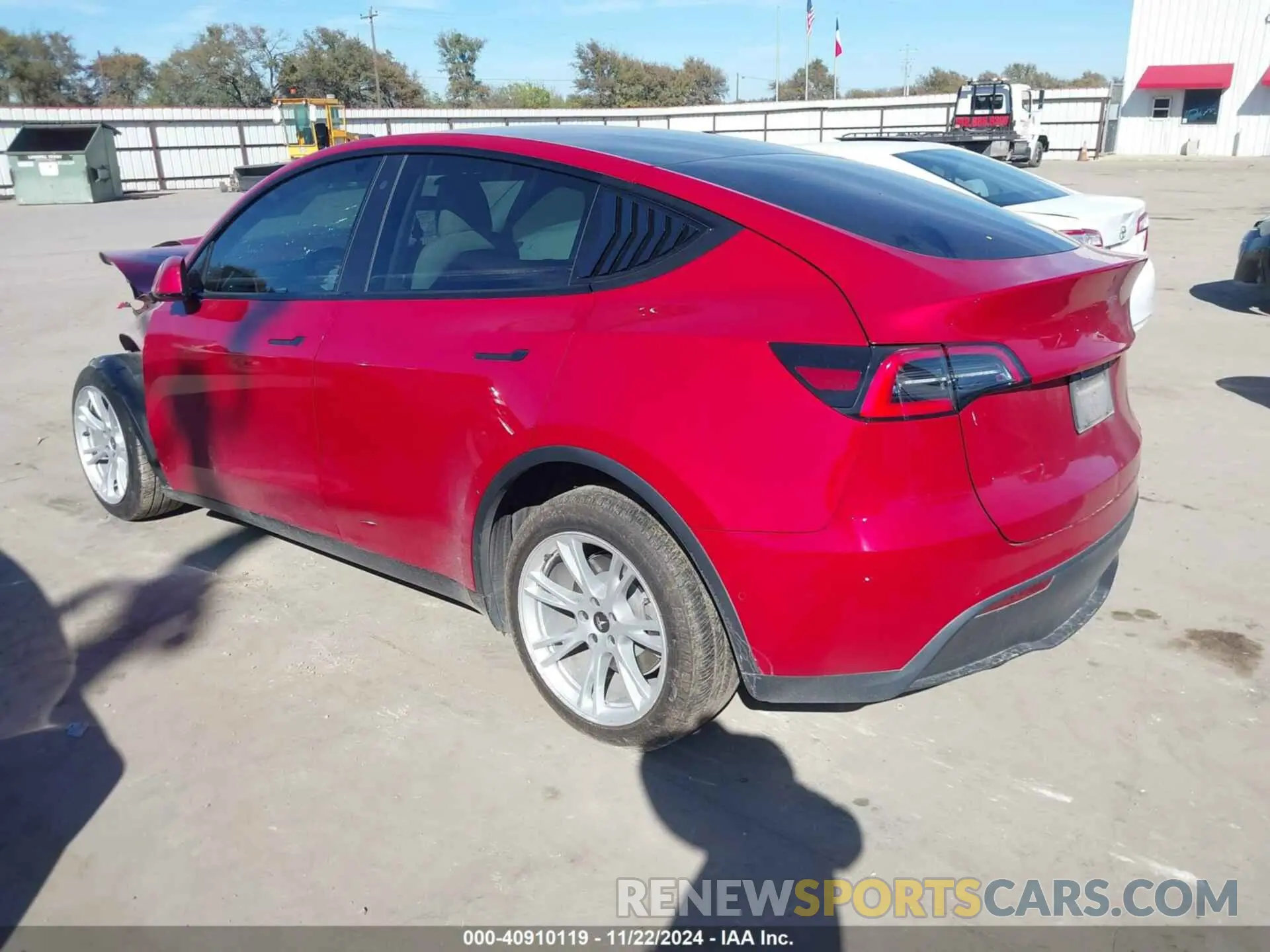 3 Photograph of a damaged car 5YJYGDEE1LF049708 TESLA MODEL Y 2020