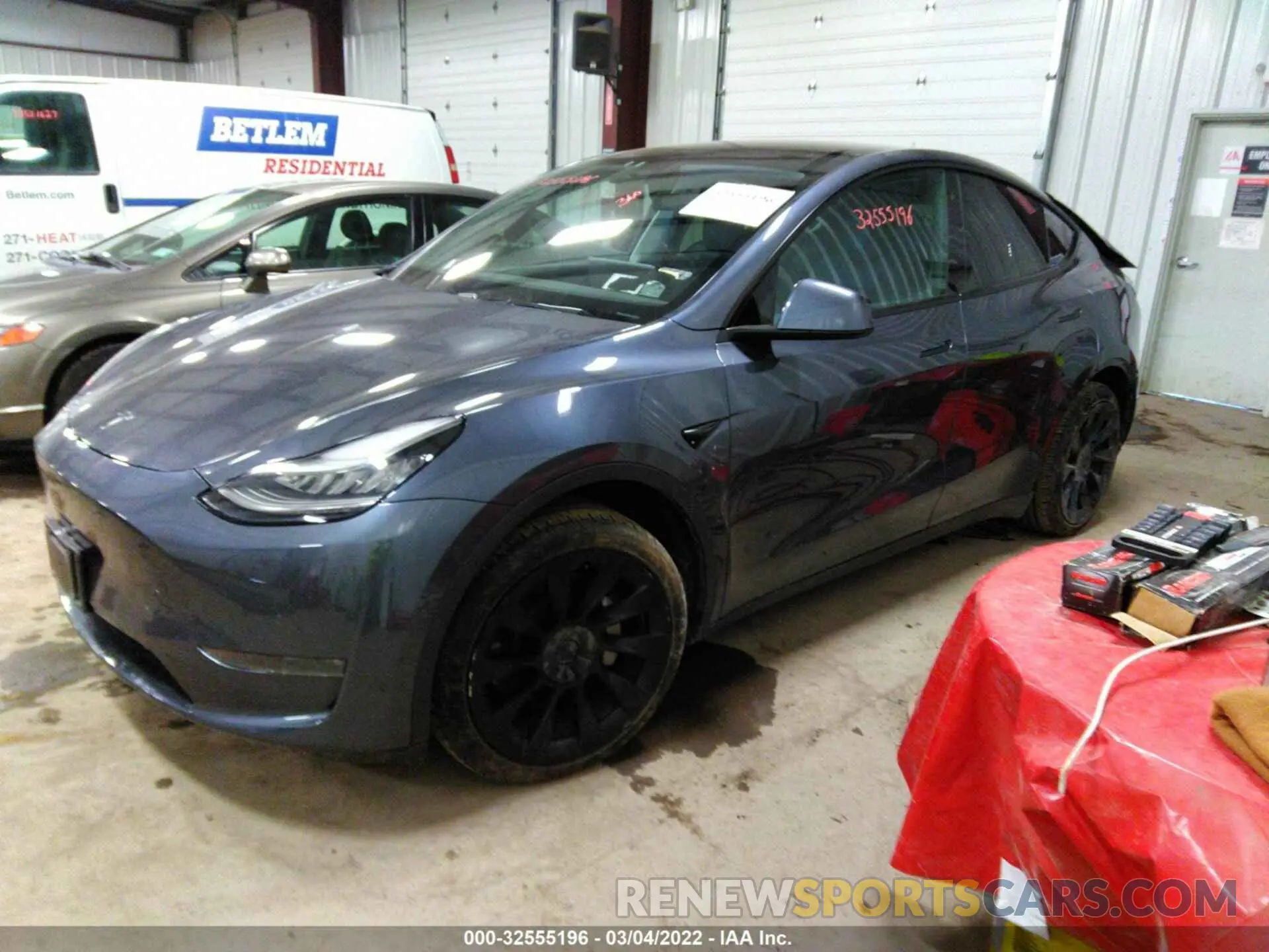 2 Photograph of a damaged car 5YJYGDEE2LF008231 TESLA MODEL Y 2020