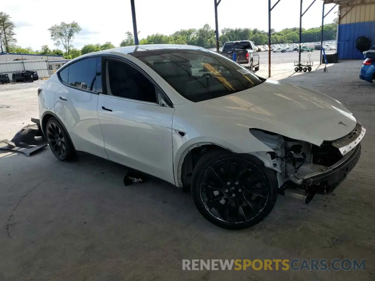 4 Photograph of a damaged car 5YJYGDEE2LF014479 TESLA MODEL Y 2020