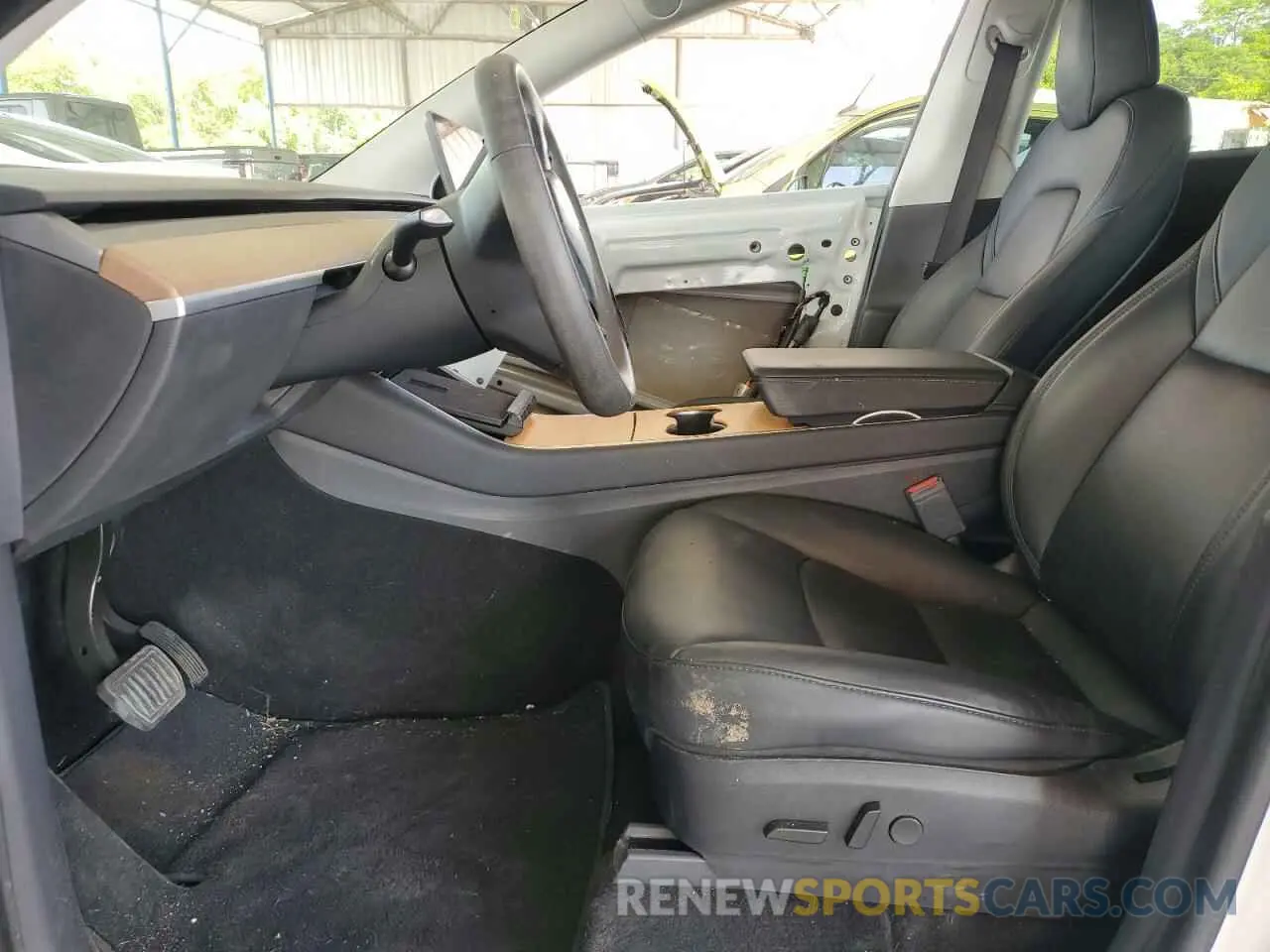 7 Photograph of a damaged car 5YJYGDEE2LF014479 TESLA MODEL Y 2020