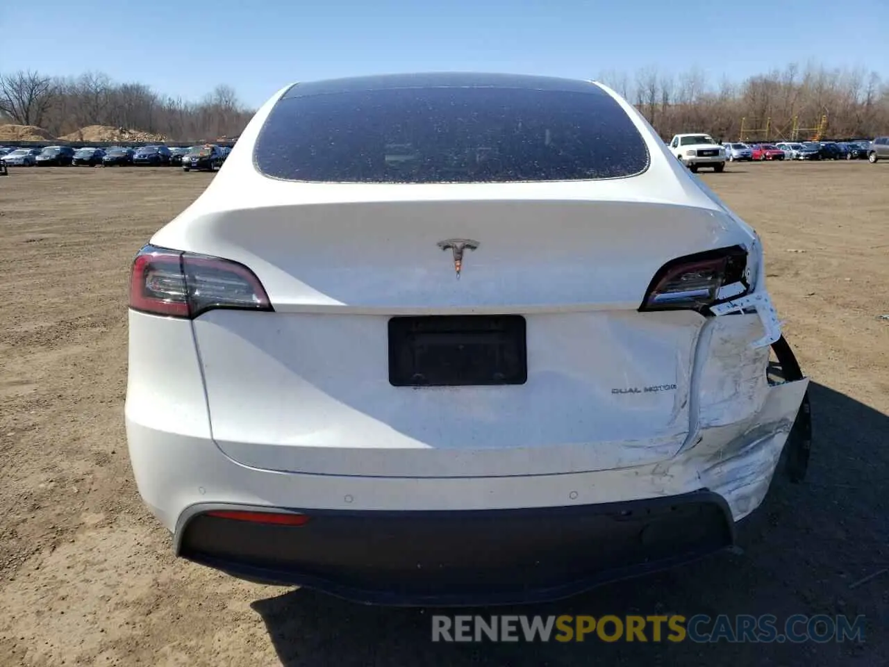 6 Photograph of a damaged car 5YJYGDEE2LF016930 TESLA MODEL Y 2020