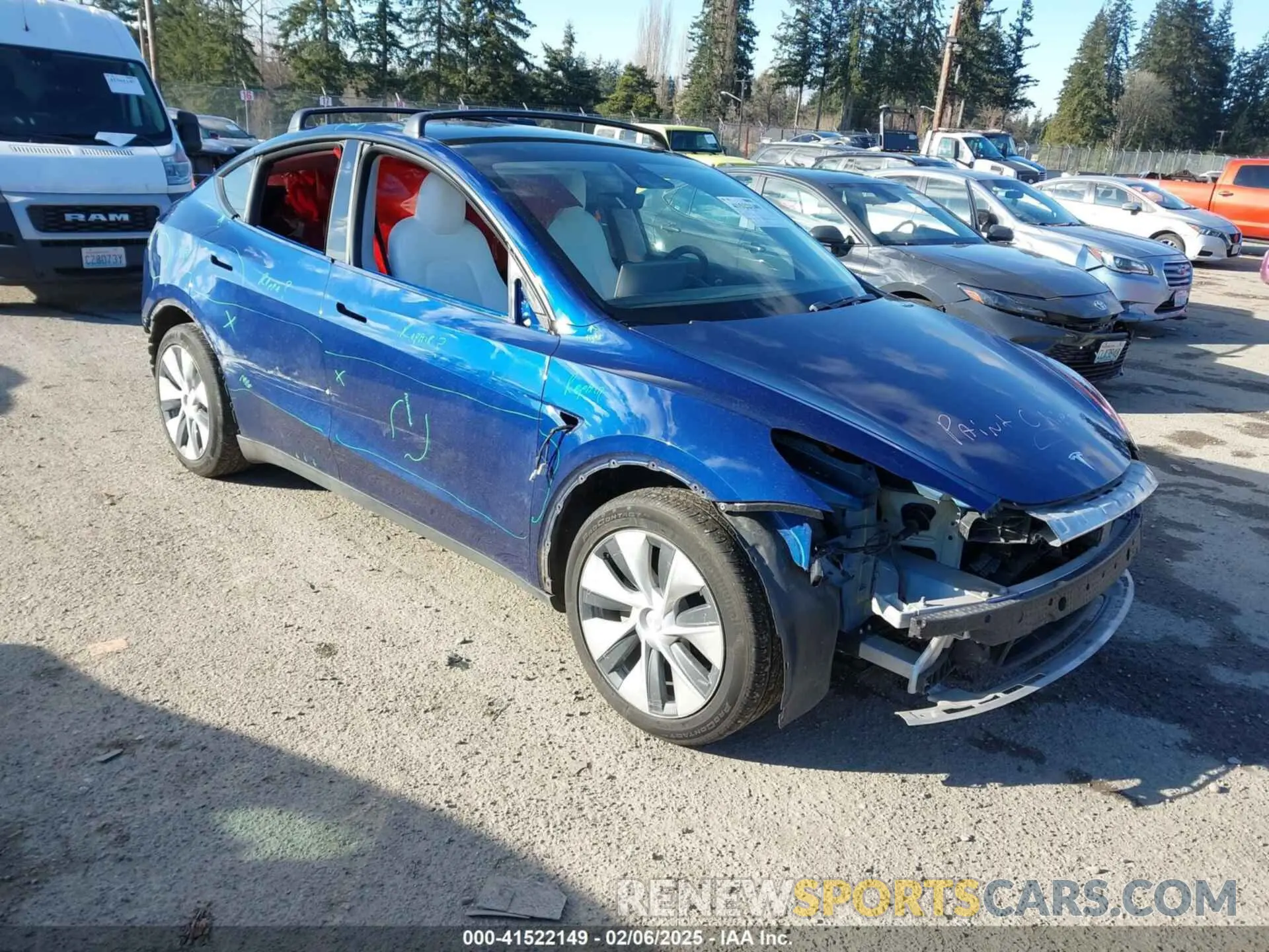 1 Photograph of a damaged car 5YJYGDEE2LF031136 TESLA MODEL Y 2020