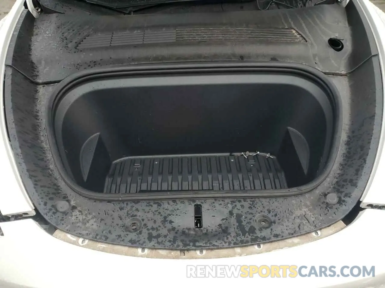 11 Фотография поврежденного автомобиля 5YJYGDEE2LF035980 TESLA MODEL Y 2020