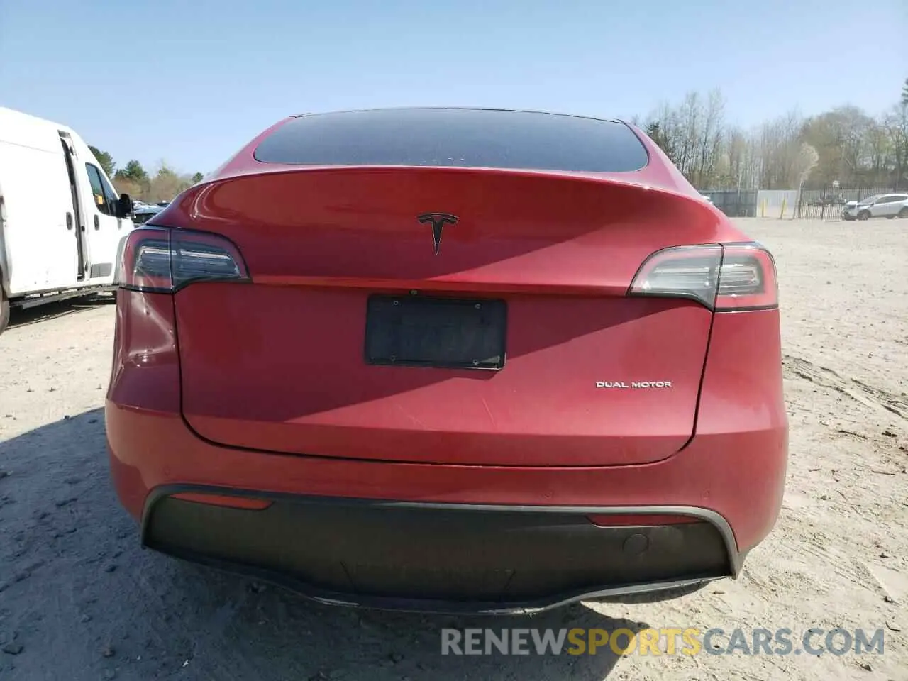 6 Photograph of a damaged car 5YJYGDEE2LF040404 TESLA MODEL Y 2020