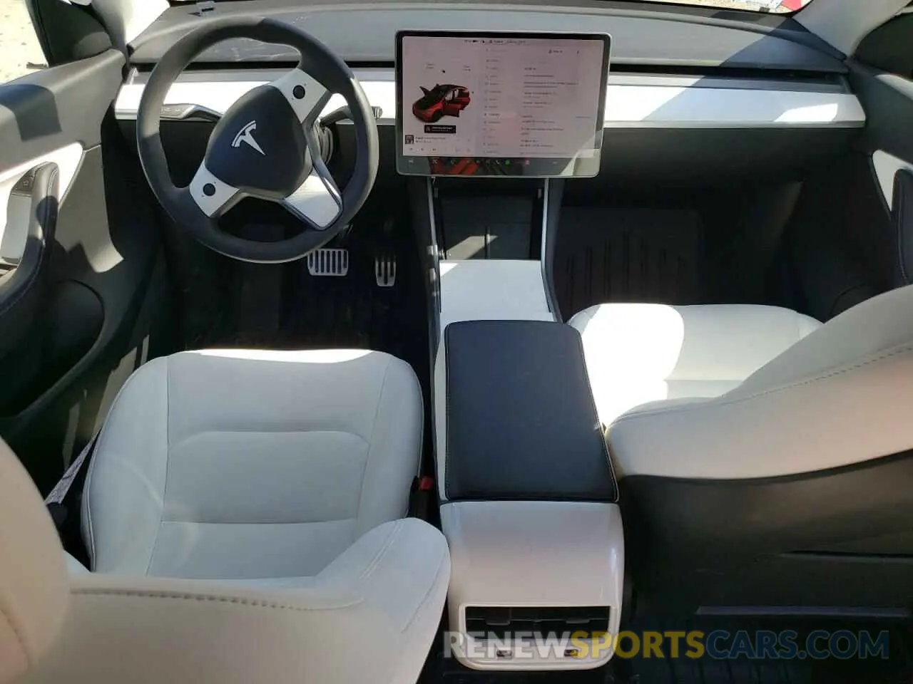 8 Photograph of a damaged car 5YJYGDEE2LF040404 TESLA MODEL Y 2020