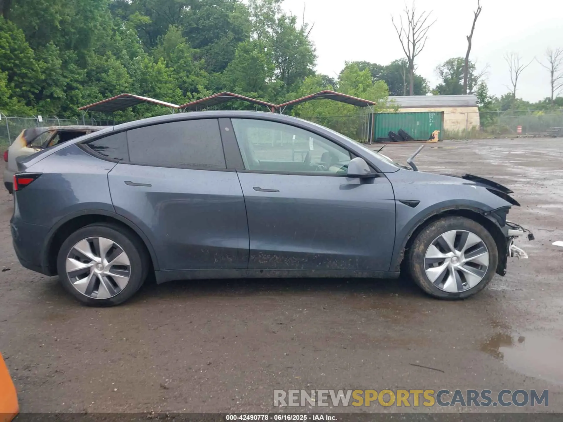 14 Фотография поврежденного автомобиля 5YJYGDEE2LF048017 TESLA MODEL Y 2020