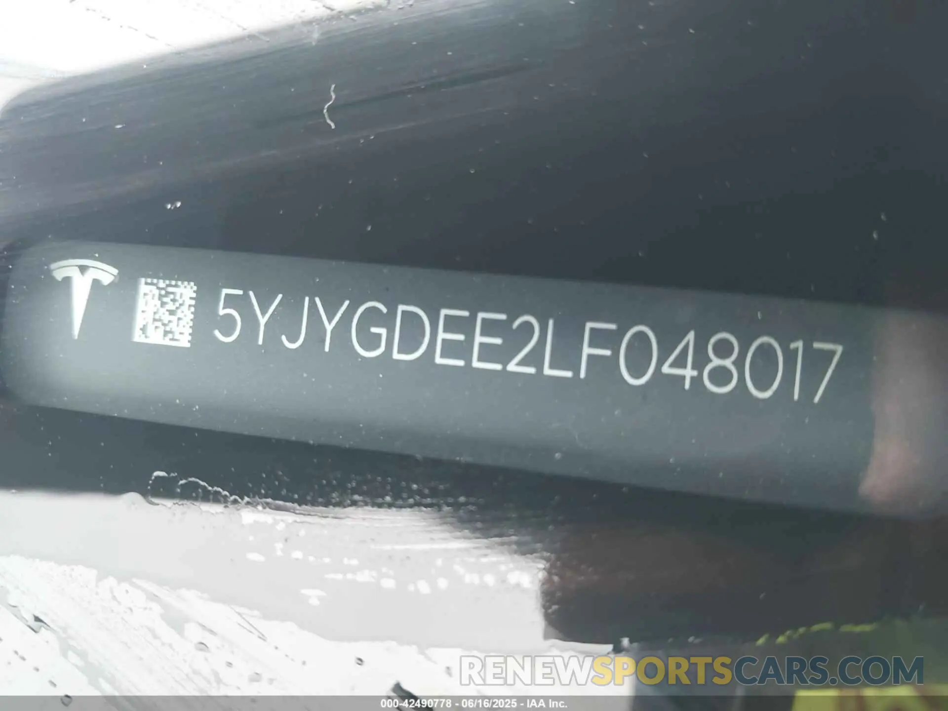 9 Фотография поврежденного автомобиля 5YJYGDEE2LF048017 TESLA MODEL Y 2020