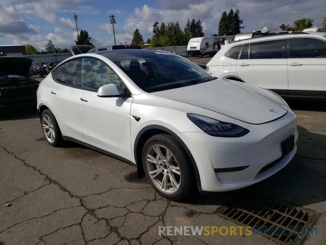 4 Фотография поврежденного автомобиля 5YJYGDEE3LF014216 TESLA MODEL Y 2020