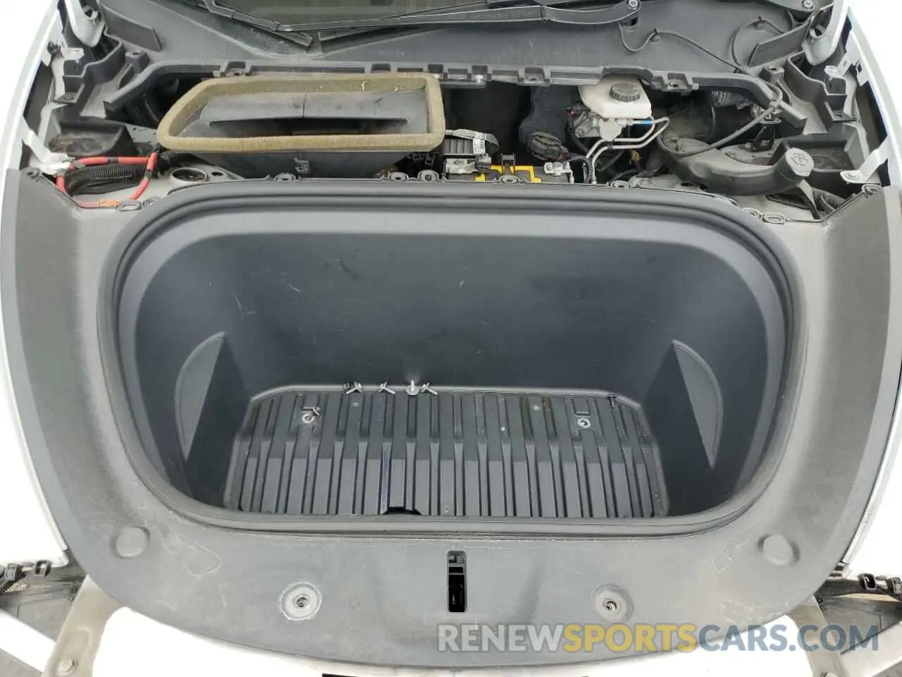 11 Photograph of a damaged car 5YJYGDEE3LF019660 TESLA MODEL Y 2020
