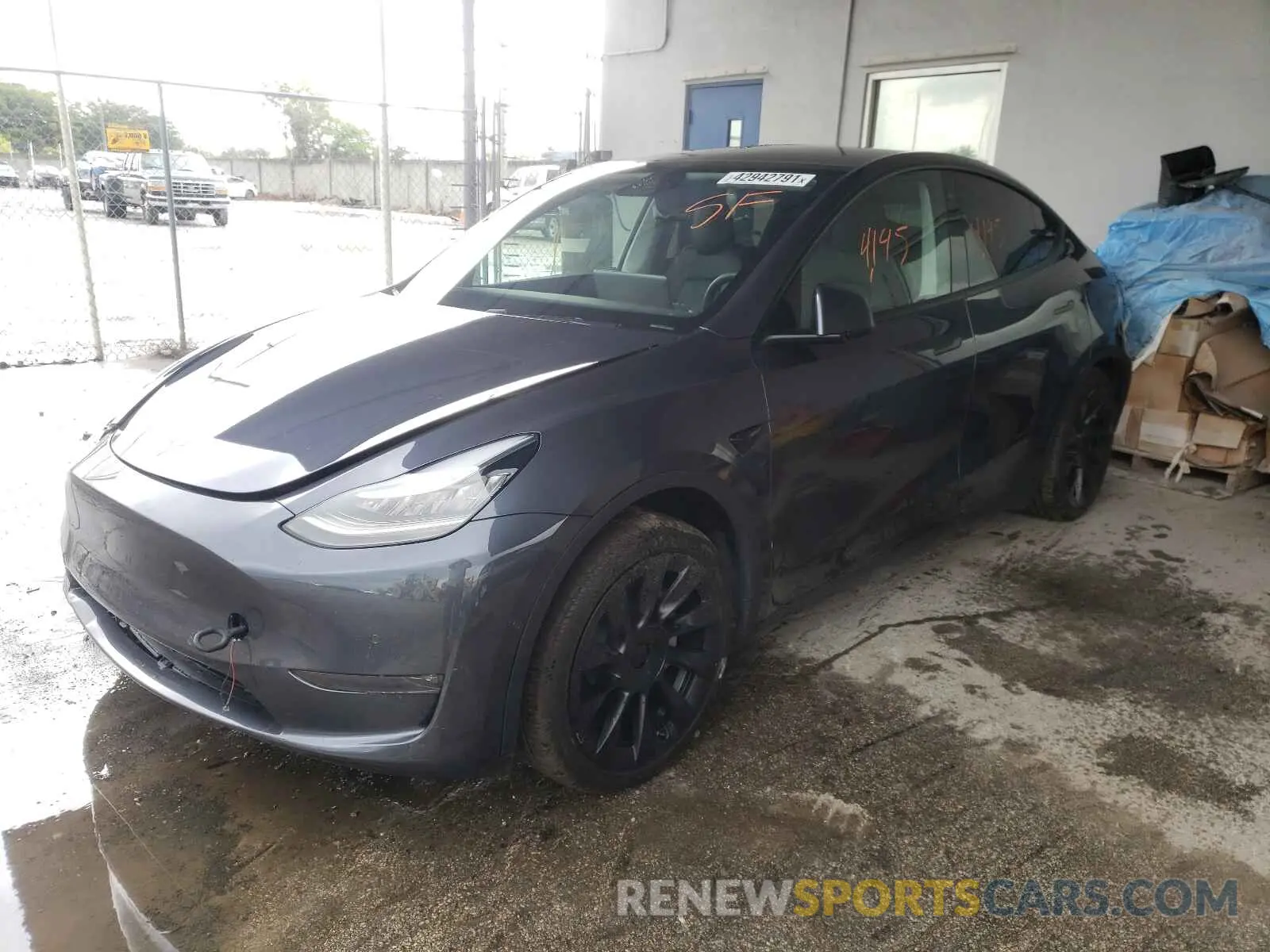 2 Photograph of a damaged car 5YJYGDEE3LF037950 TESLA MODEL Y 2020