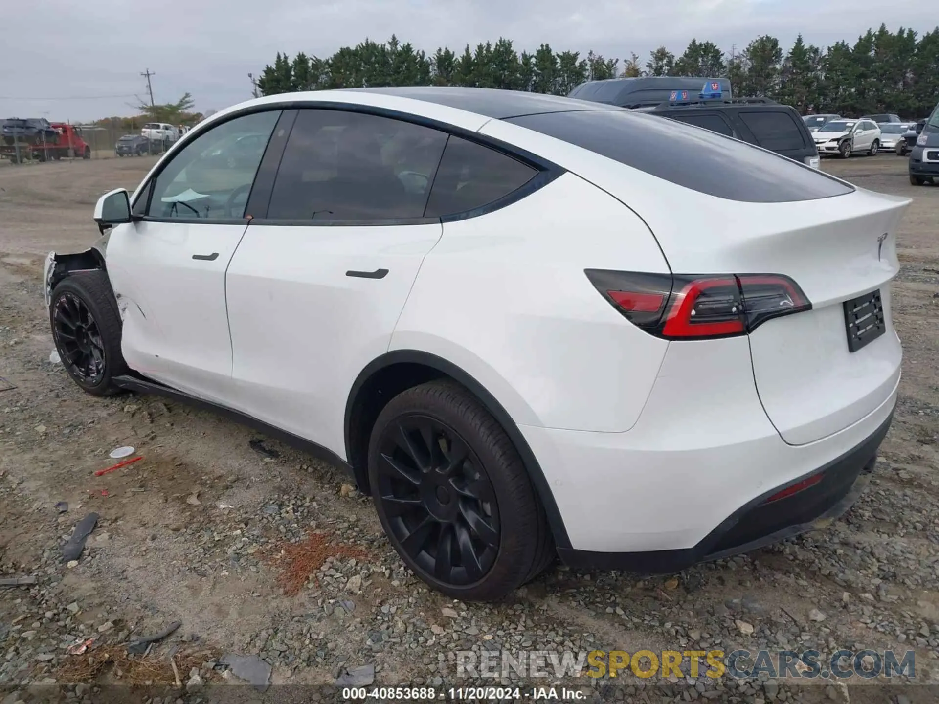 3 Photograph of a damaged car 5YJYGDEE3LF049077 TESLA MODEL Y 2020