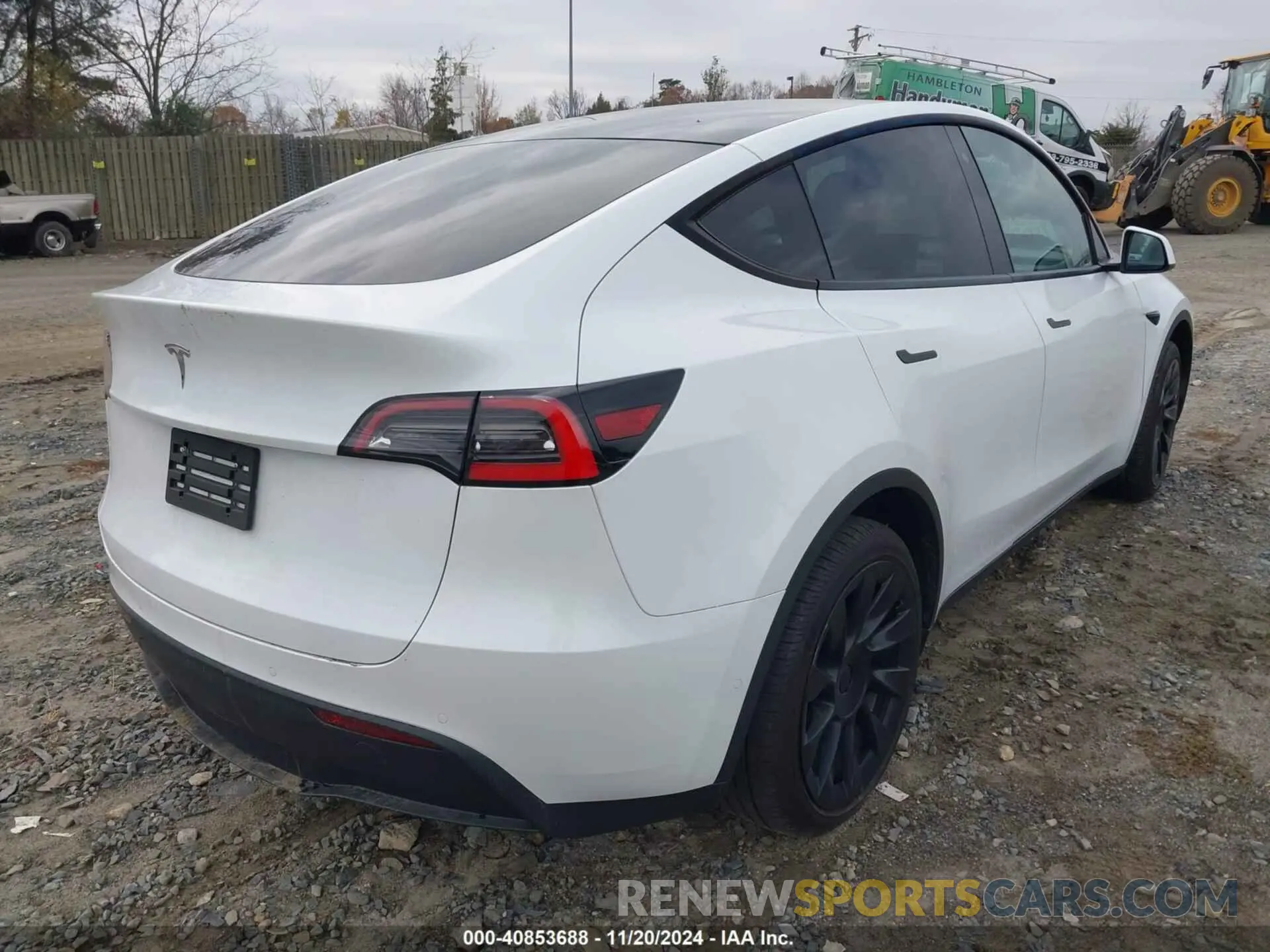 4 Photograph of a damaged car 5YJYGDEE3LF049077 TESLA MODEL Y 2020