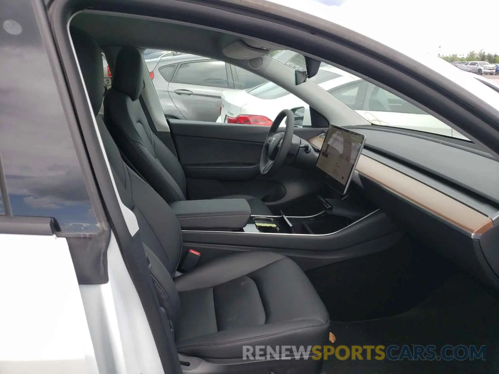 5 Photograph of a damaged car 5YJYGDEE3LF052223 TESLA MODEL Y 2020