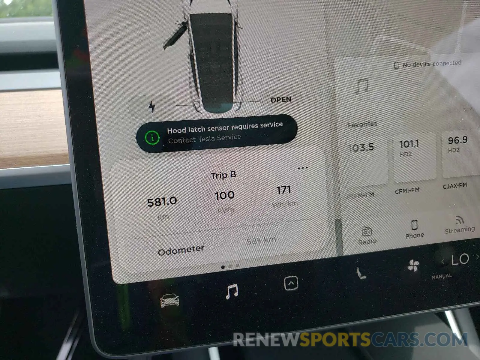 8 Photograph of a damaged car 5YJYGDEE3LF052223 TESLA MODEL Y 2020