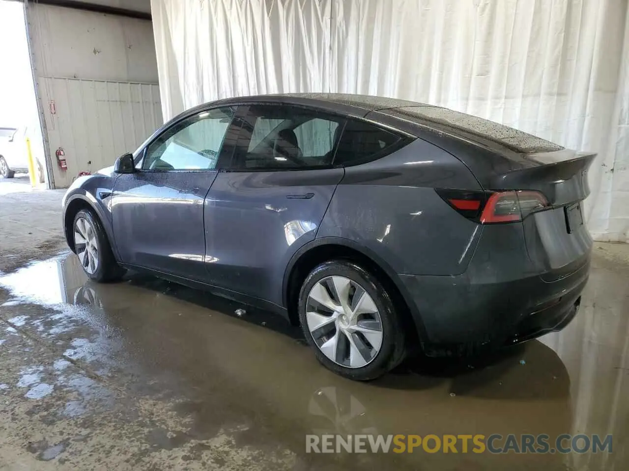 2 Фотография поврежденного автомобиля 5YJYGDEE3LF054196 TESLA MODEL Y 2020