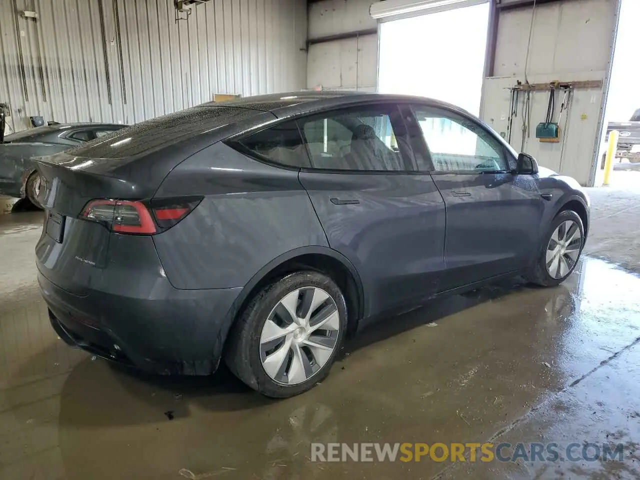 3 Фотография поврежденного автомобиля 5YJYGDEE3LF054196 TESLA MODEL Y 2020