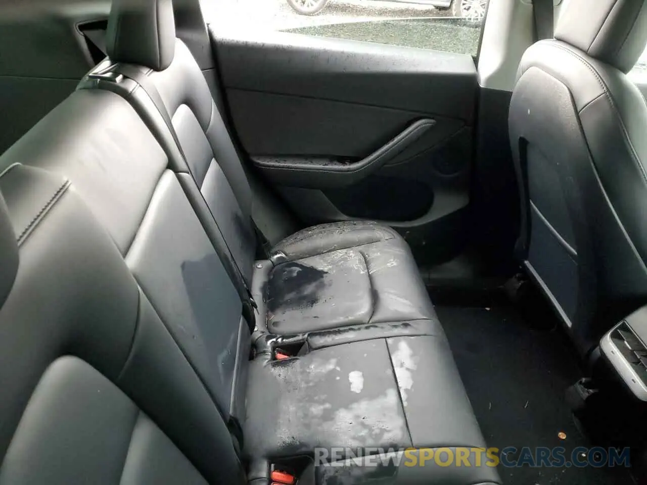 10 Фотография поврежденного автомобиля 5YJYGDEE3LF055574 TESLA MODEL Y 2020