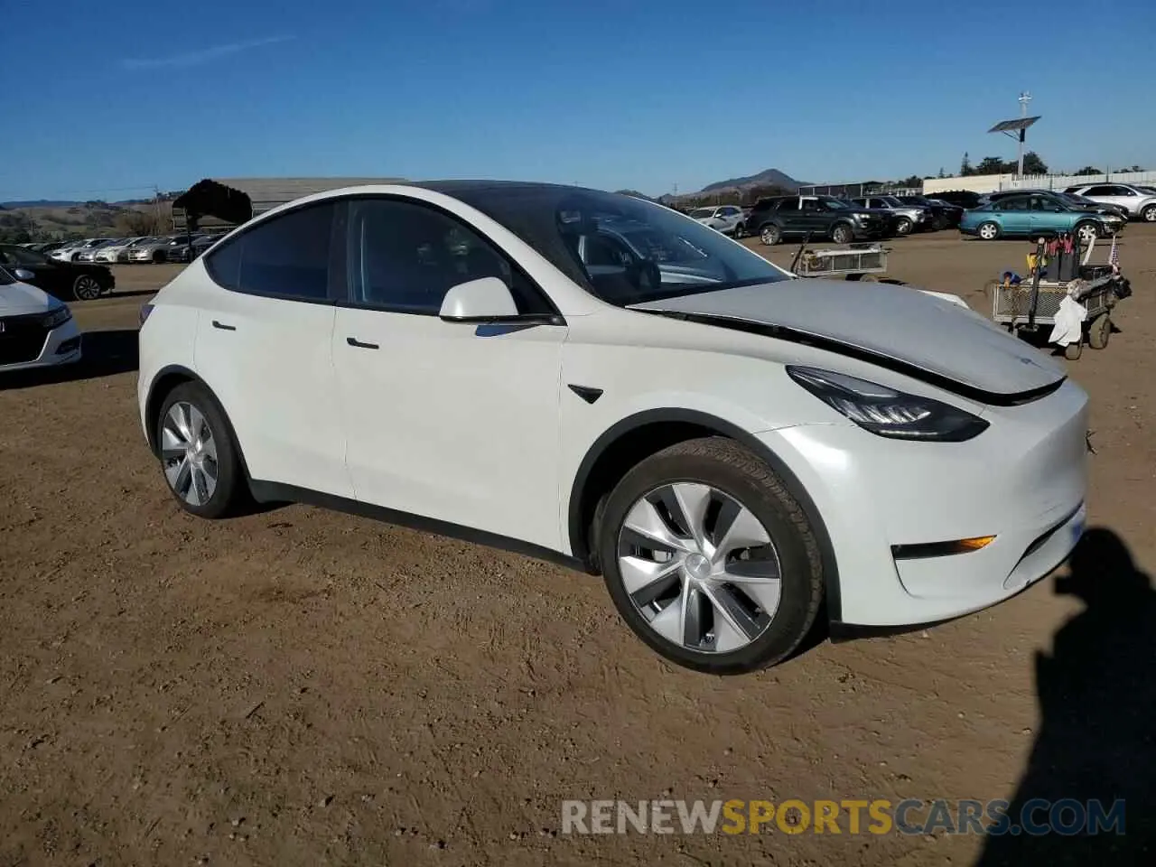 4 Photograph of a damaged car 5YJYGDEE4LF015455 TESLA MODEL Y 2020