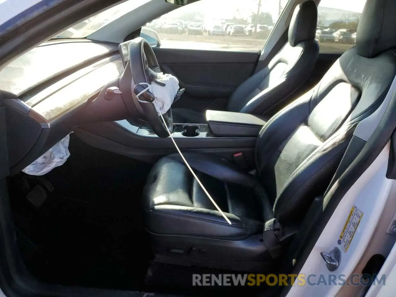 7 Photograph of a damaged car 5YJYGDEE4LF015455 TESLA MODEL Y 2020