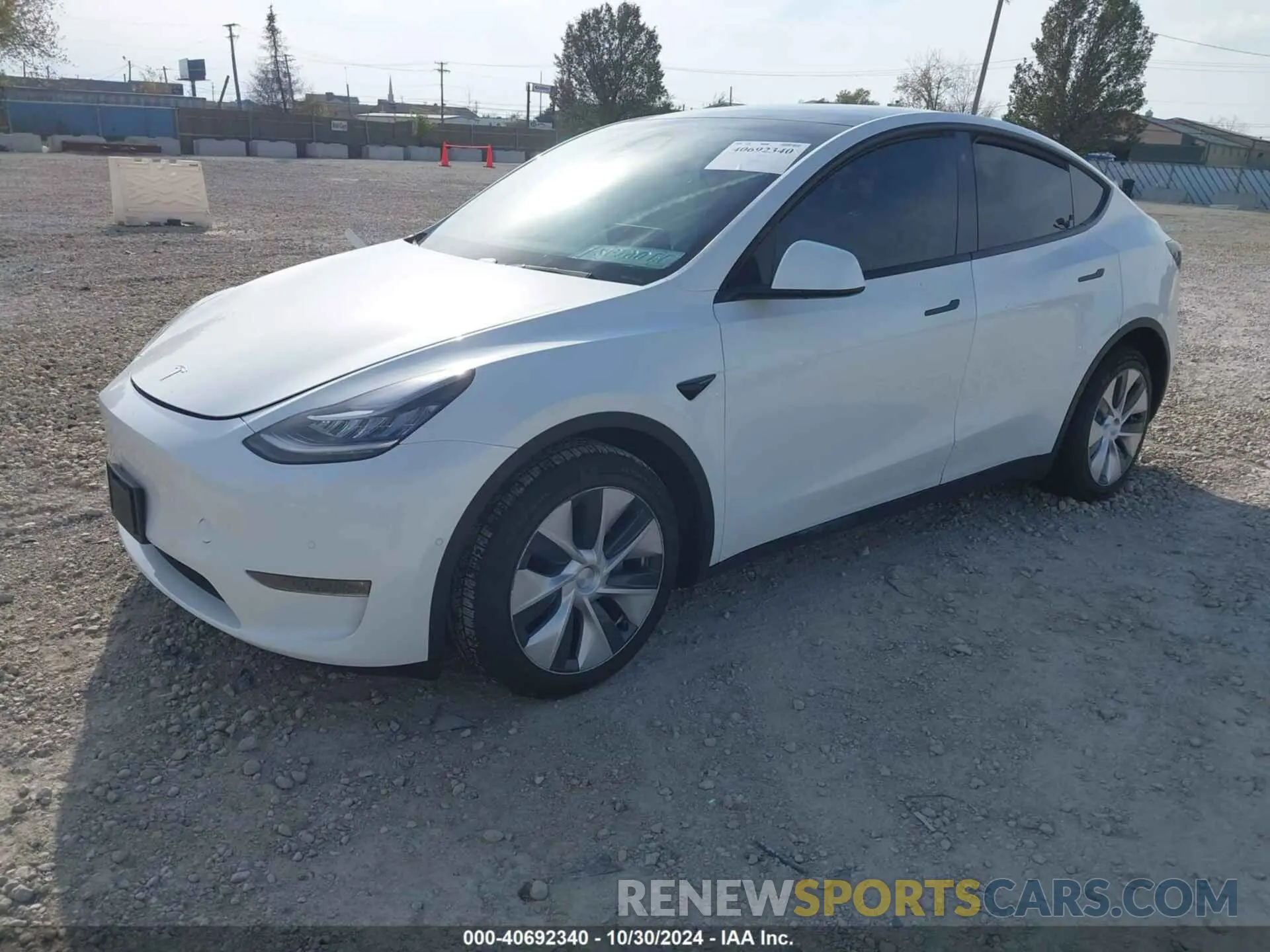 2 Photograph of a damaged car 5YJYGDEE4LF026939 TESLA MODEL Y 2020