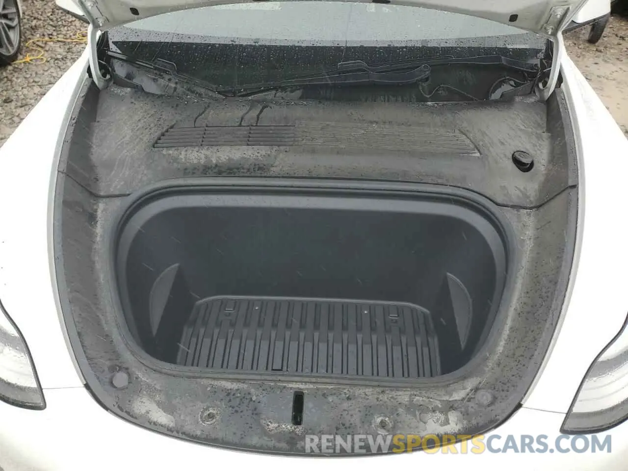 12 Photograph of a damaged car 5YJYGDEE4LF052702 TESLA MODEL Y 2020