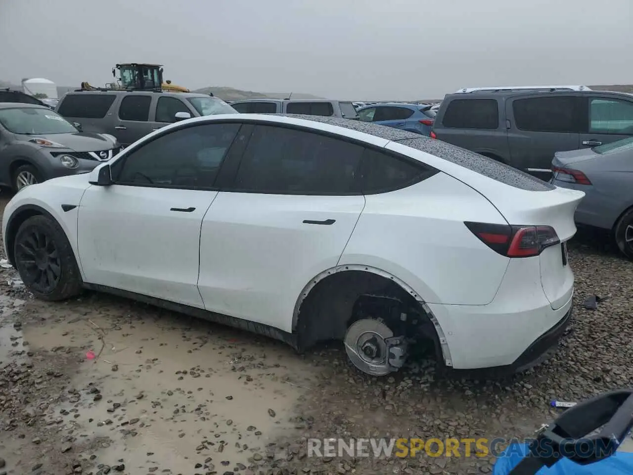 2 Photograph of a damaged car 5YJYGDEE4LF052702 TESLA MODEL Y 2020