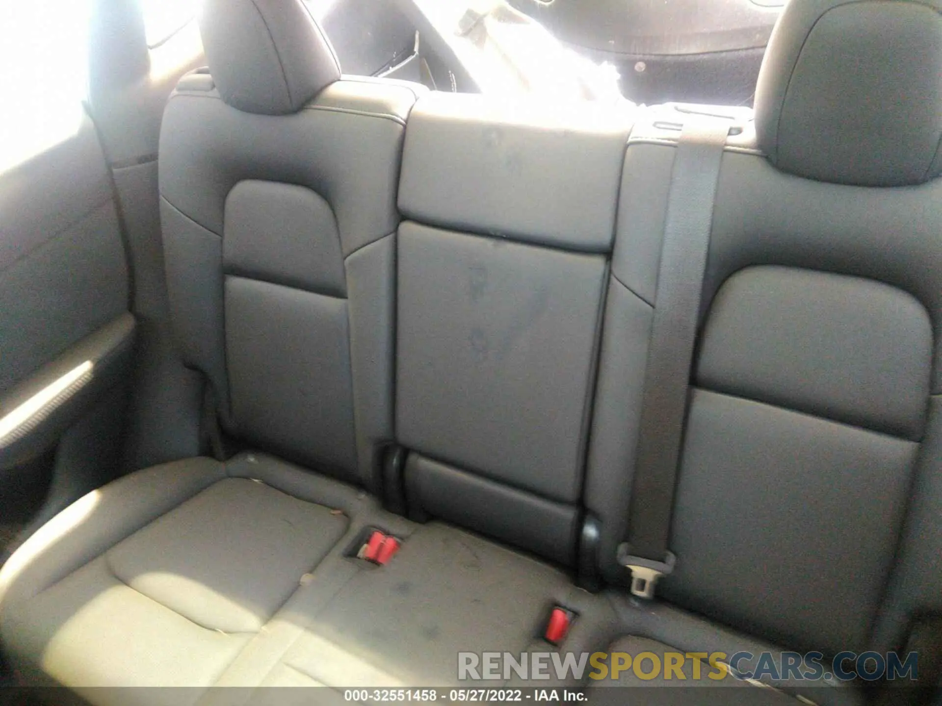 8 Photograph of a damaged car 5YJYGDEE4LF055051 TESLA MODEL Y 2020
