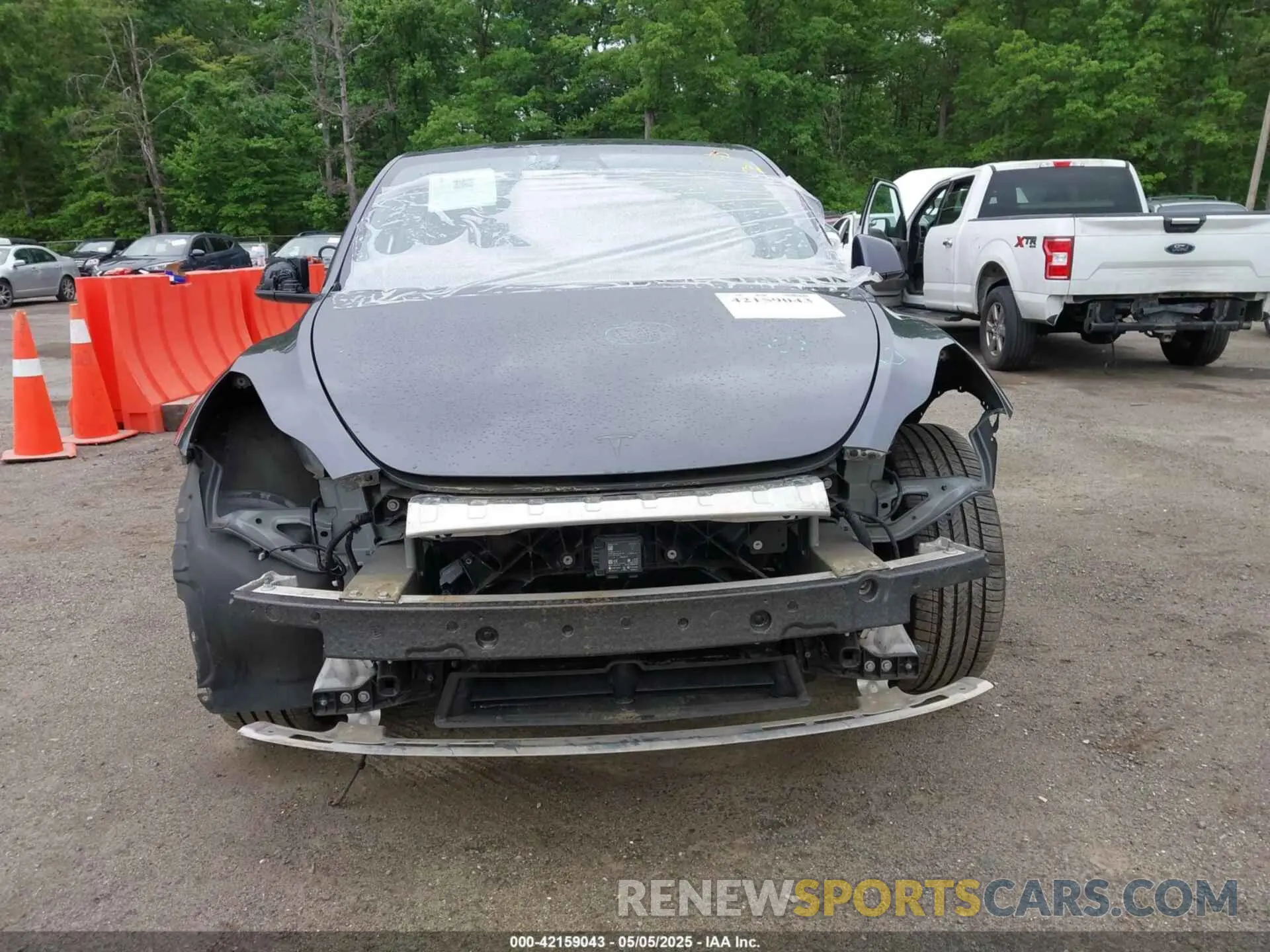 13 Photograph of a damaged car 5YJYGDEE5LF013245 TESLA MODEL Y 2020